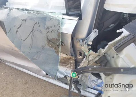 2016 Audi A8 L 4.0T Sport z USA, uszkodzony, nr VIN WAU43AFD0GN011518